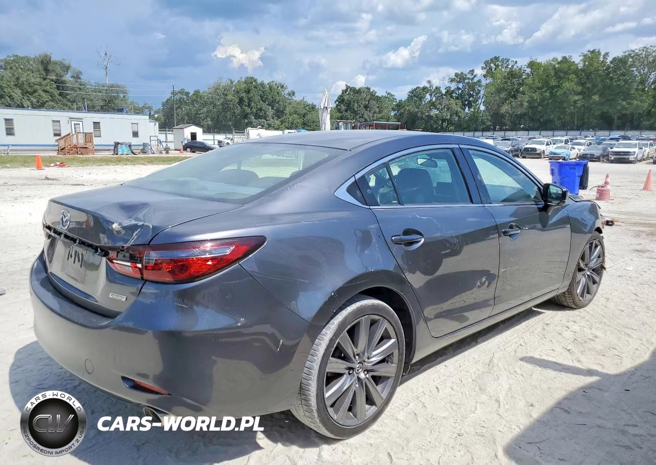 2018 Mazda 6 Touring VIN:JM1GL1VM8J1330536 - 3