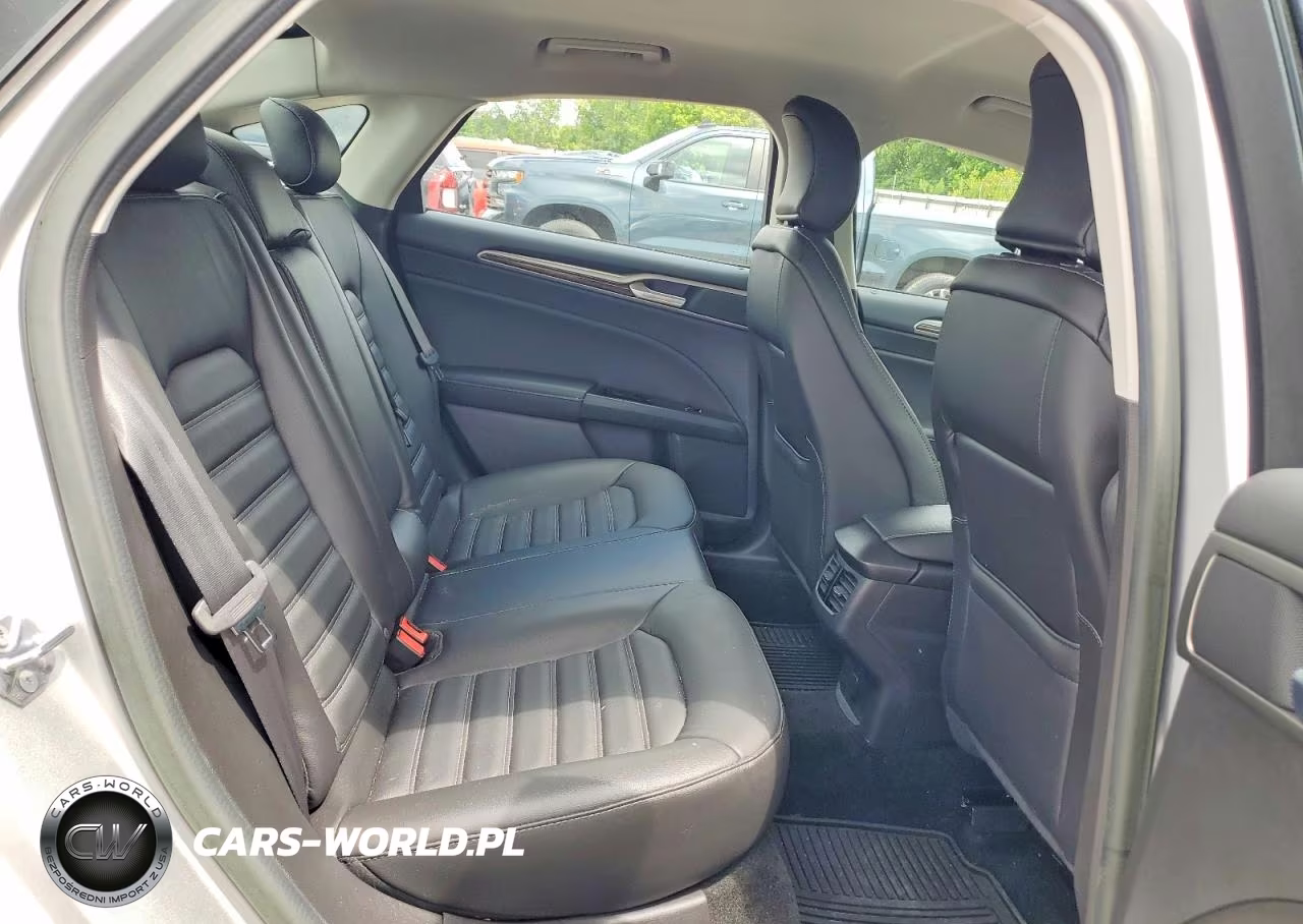 2016 Ford Fusion Se VIN:3FA6P0HDXGR402217 - 10