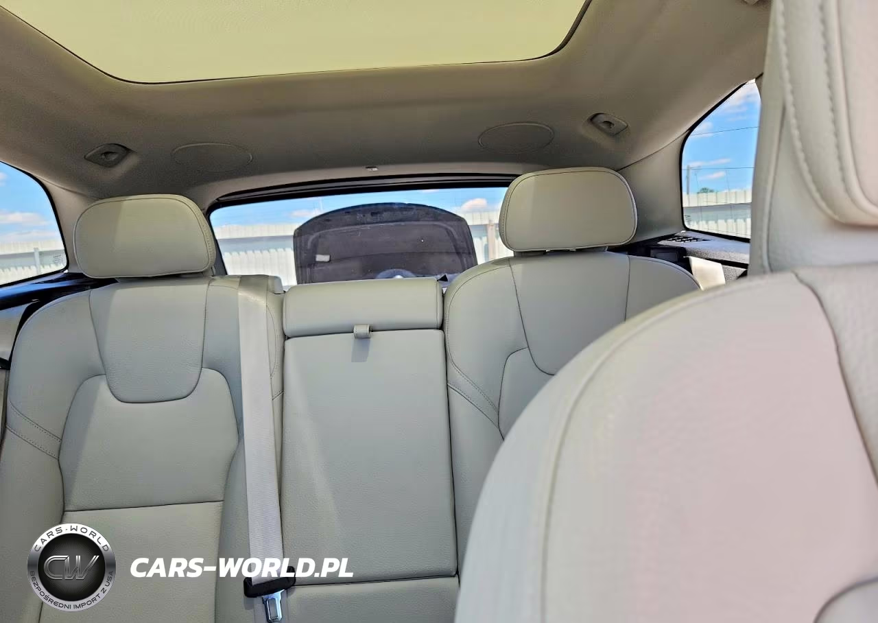 2022 Volvo Xc60 B5 Momentum VIN:YV4L12RK2N1047135 - 10