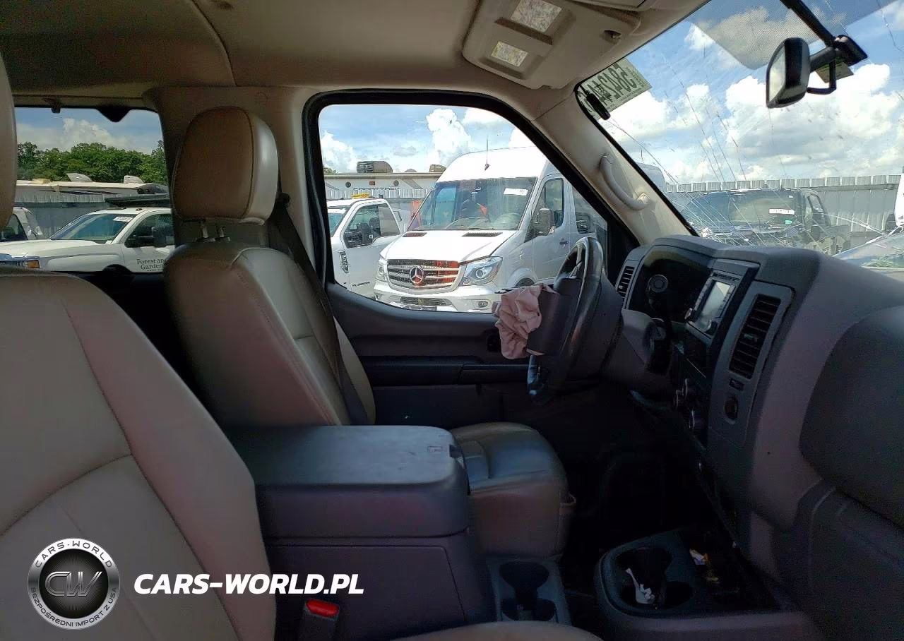 2017 Nissan Nv 3500 Hd Sl VIN:5BZAF0AA7HN851818 - 7