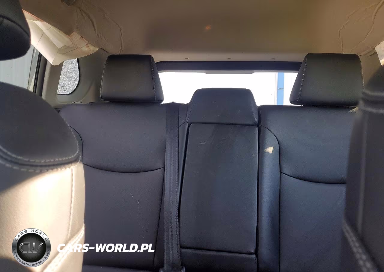 2022 Toyota Corolla Cross Xle VIN:7MUDAAAGXNV034361 - 10
