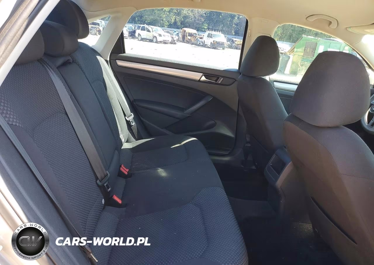 2012 Volkswagen Passat S VIN:1VWAP7A32CC008246 - 10