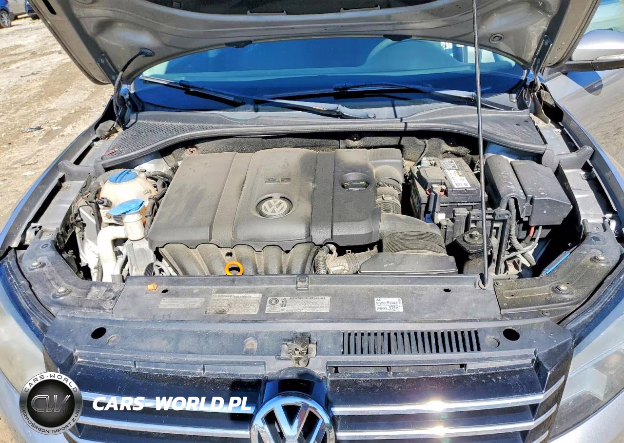 2012 Volkswagen Passat S VIN:1VWAP7A32CC008246 - 11
