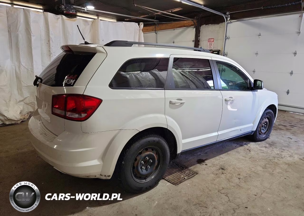 2011 Dodge Journey Express VIN:3D4PG4FB5BT561877 - 3