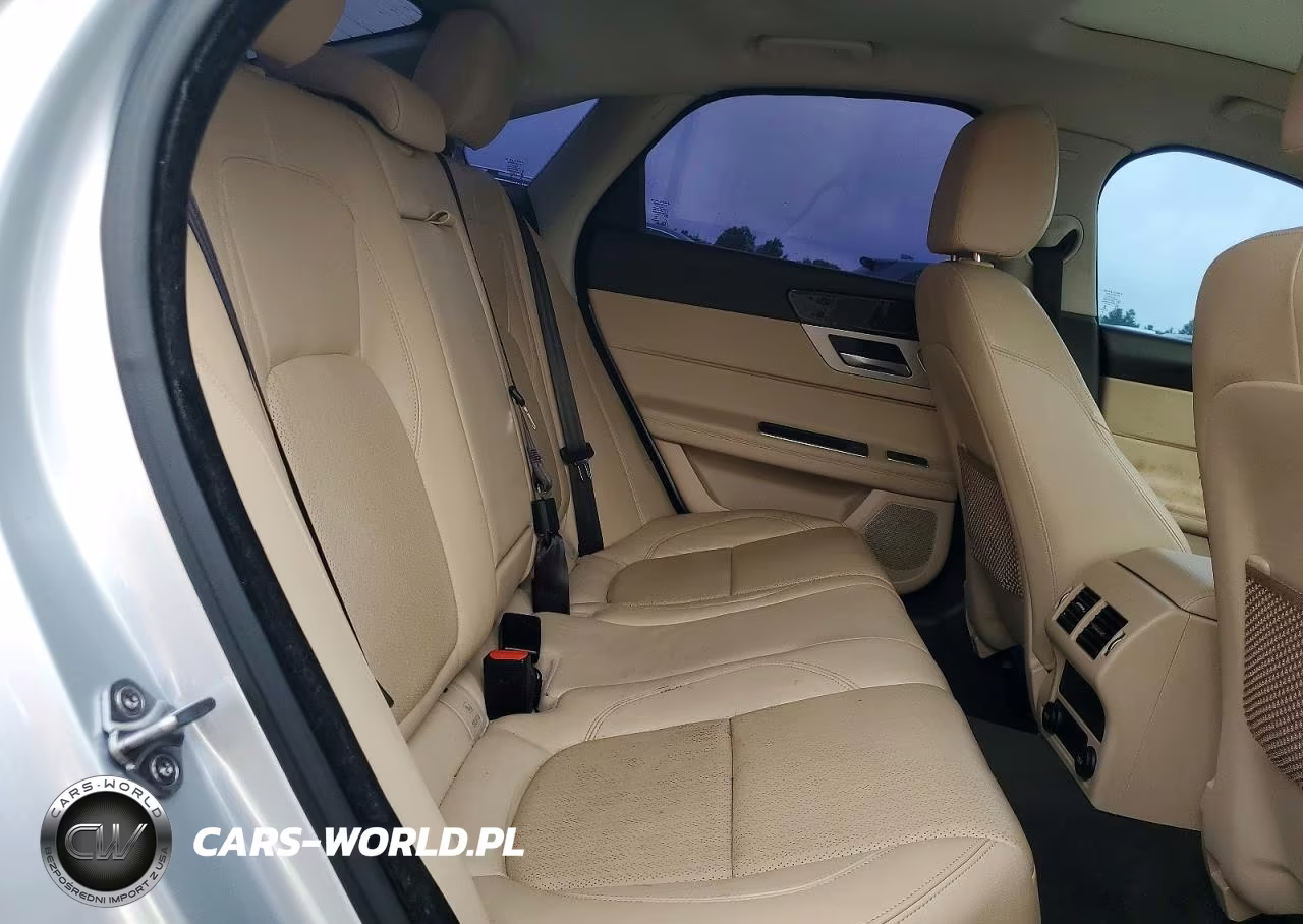 2018 Jaguar Xf Prestige VIN:SAJBE4EV4JCY56098 - 10