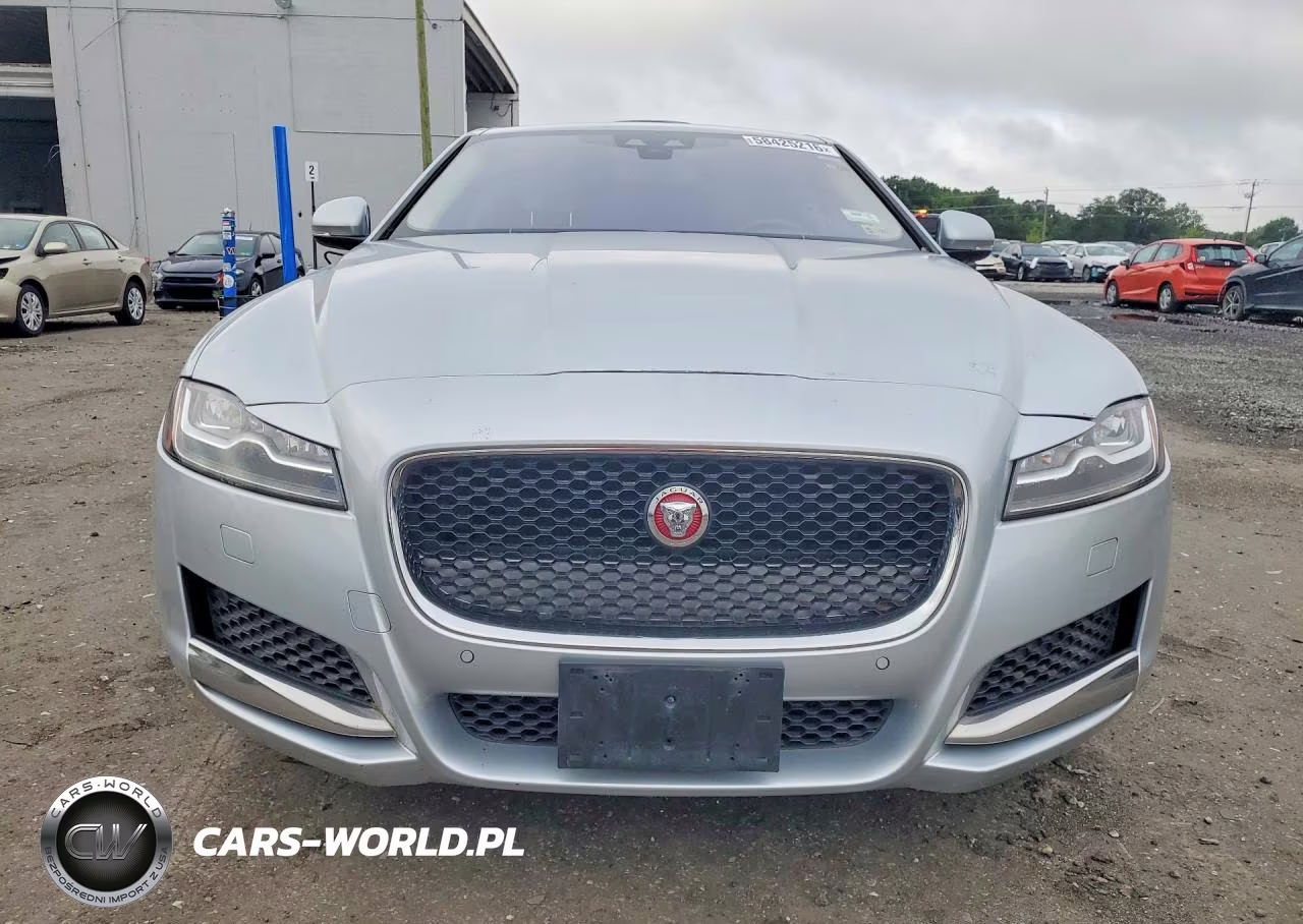 2018 Jaguar Xf Prestige VIN:SAJBE4EV4JCY56098 - 5