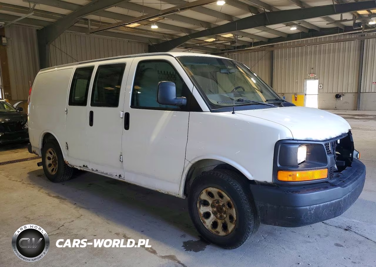 2012 Chevrolet Express G1500 VIN:1GCSGAFX2C1157350 - 4