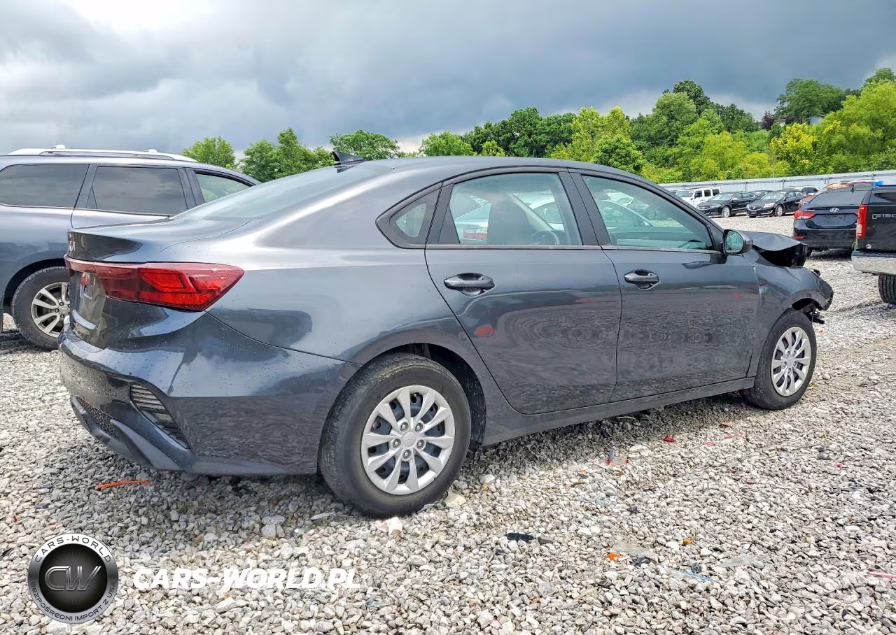 2024 Kia Forte Lx VIN:3KPF24AD2RE815320 - 3
