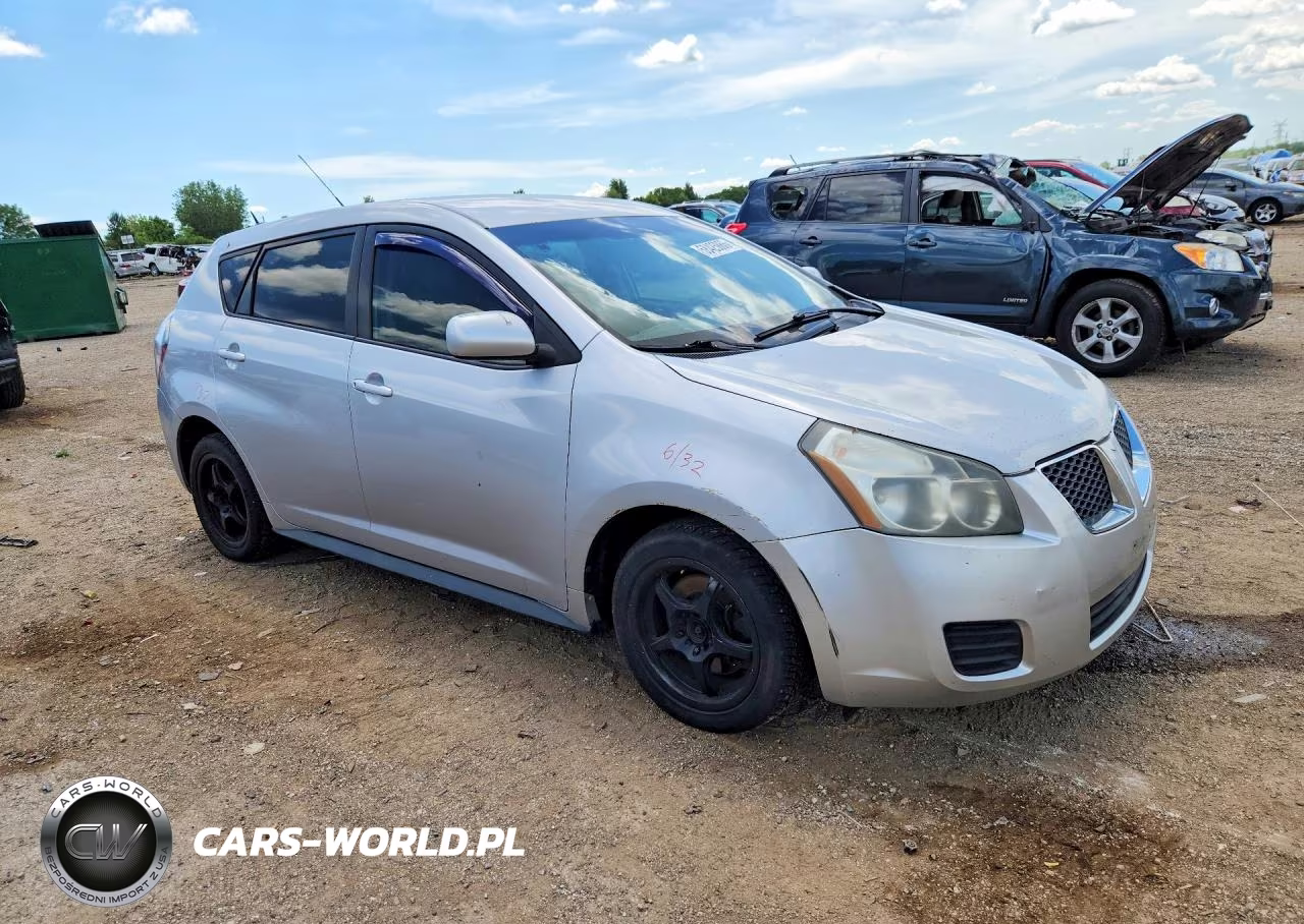 2009 Pontiac Vibe VIN:5Y2SP670X9Z443102 - 4