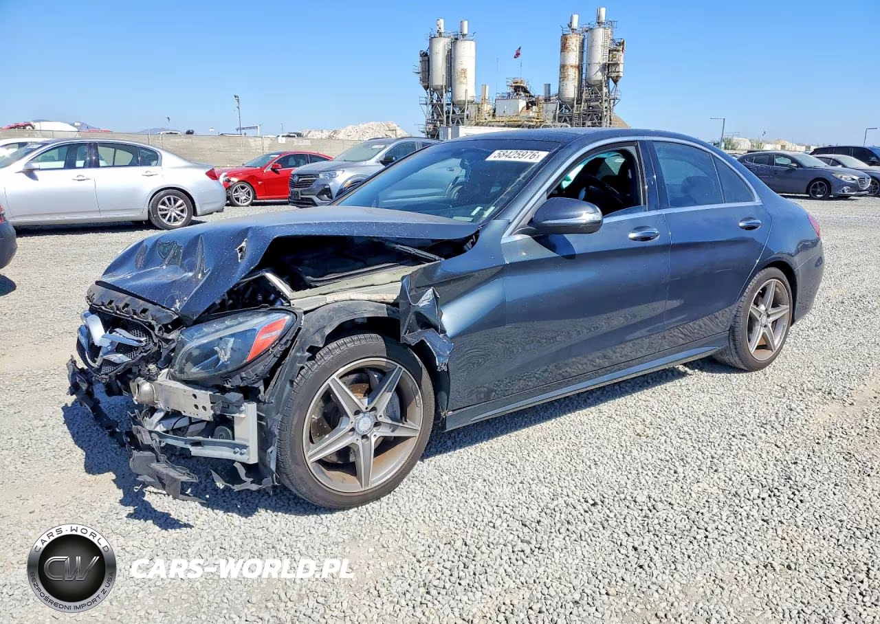 2015 Mercedes-Benz C 300