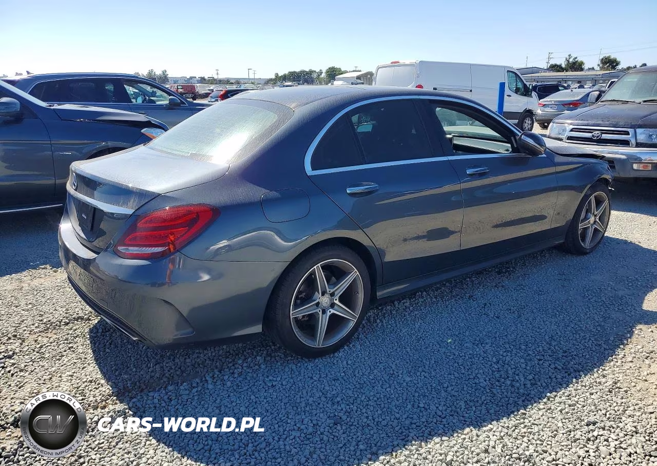 2015 Mercedes-Benz C 300 VIN:55SWF4JB2FU043036 - 3