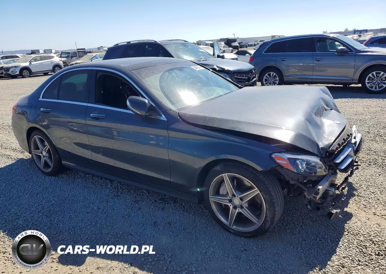 2015 Mercedes-Benz C 300 VIN:55SWF4JB2FU043036 - 4