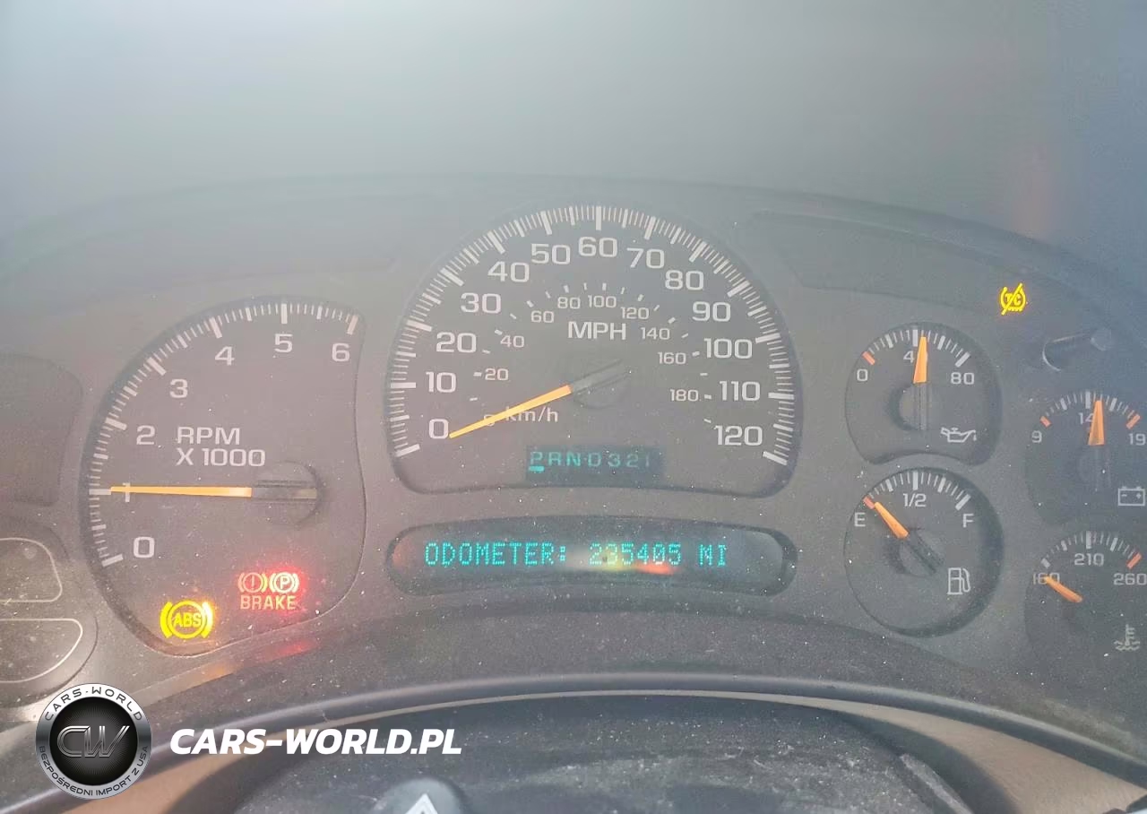 2005 Chevrolet Tahoe VIN:1GNEC13T45R108026 - 9