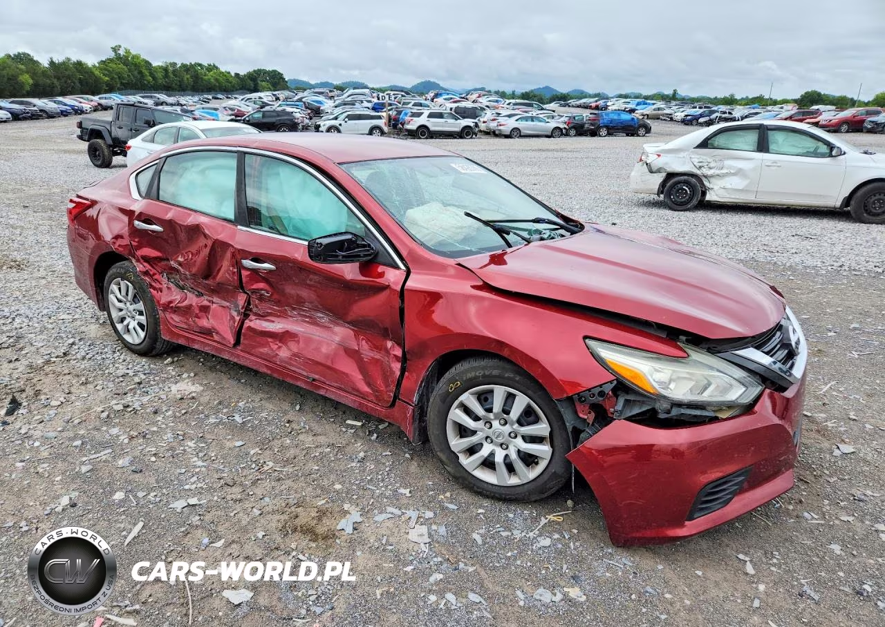 2017 Nissan Altima VIN:1N4AL3APXHC136564 - 4