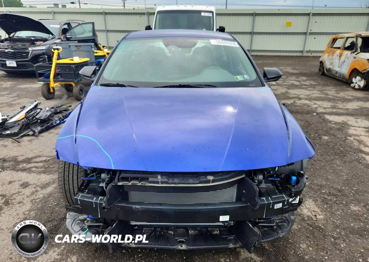 2025 Hyundai Elantra Sel Sport VIN:KMHLM4DG2SU065553 - 5