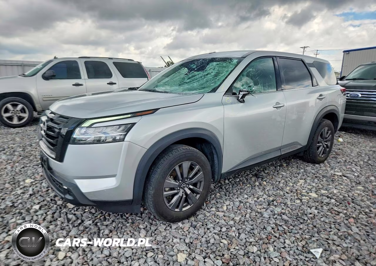 2022 Nissan Pathfinder S