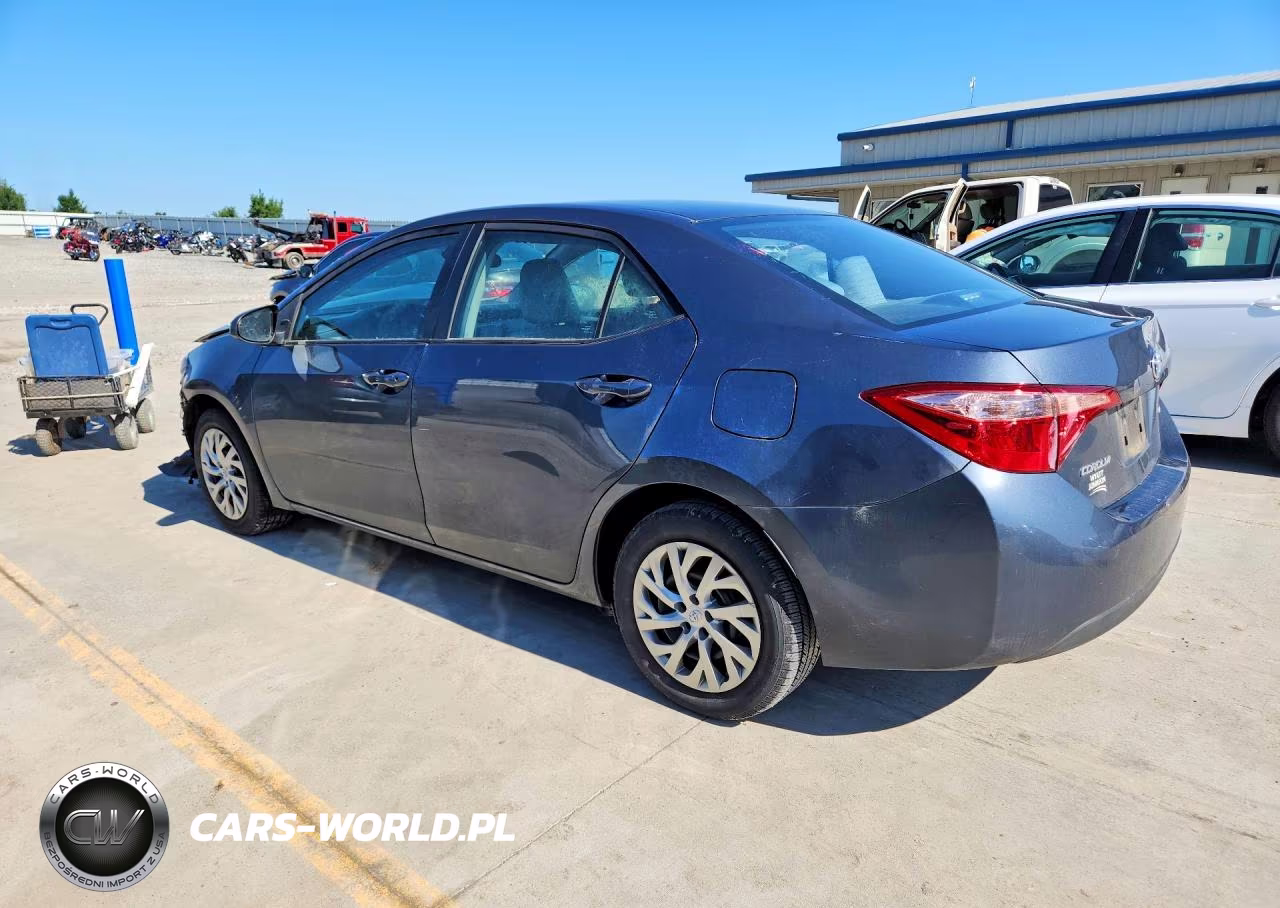 2019 Toyota Corolla Le VIN:2T1BURHE8KC134779 - 2