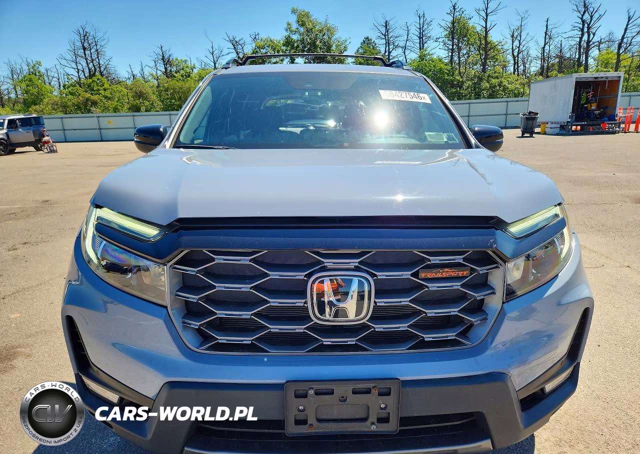 2023 Honda Passport Trail Sport VIN:5FNYF8H66PB000833 - 5
