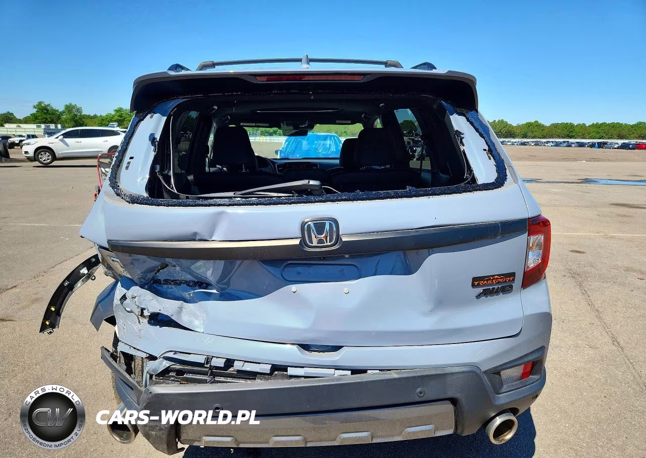 2023 Honda Passport Trail Sport VIN:5FNYF8H66PB000833 - 6