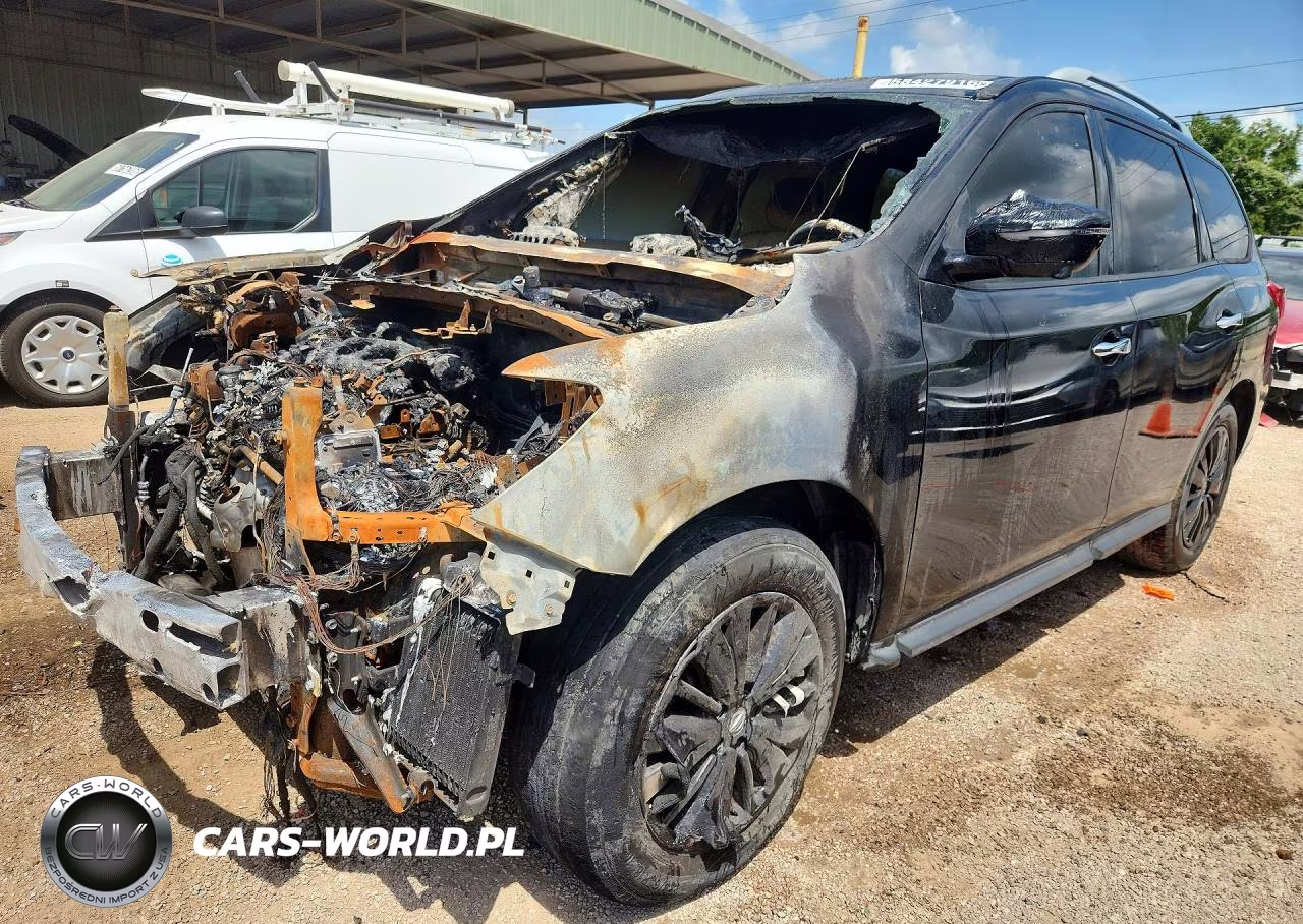 2020 Nissan Pathfinder Sl