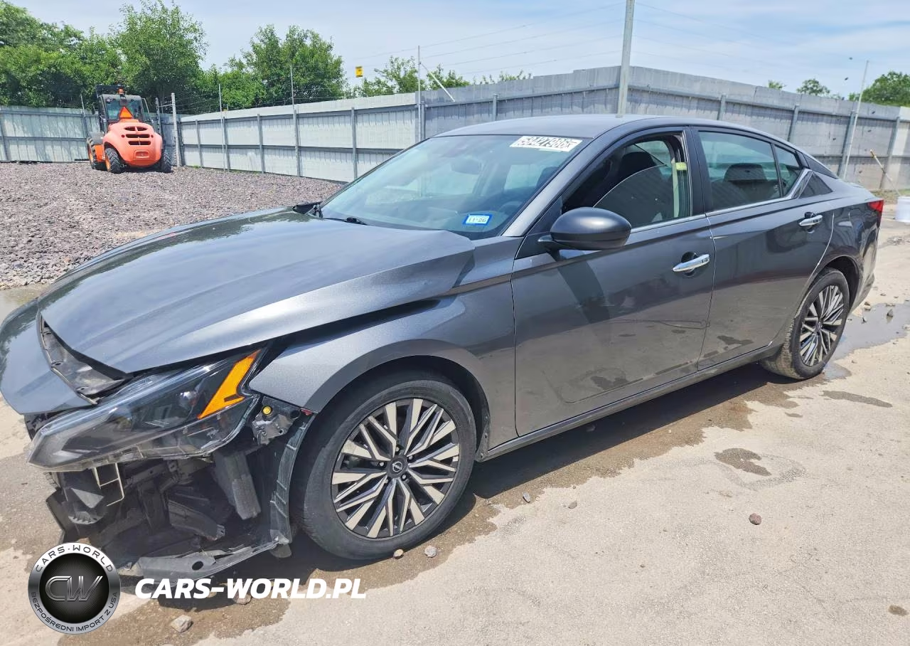 2025 Nissan Altima Sv – zdjęcie 1 z 13