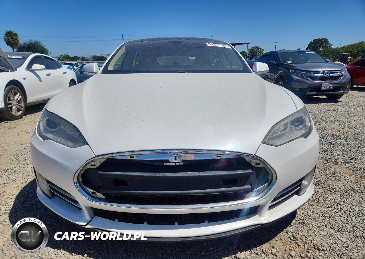 2013 Tesla Model S VIN:5YJSA1CN7DFP04531 - 5