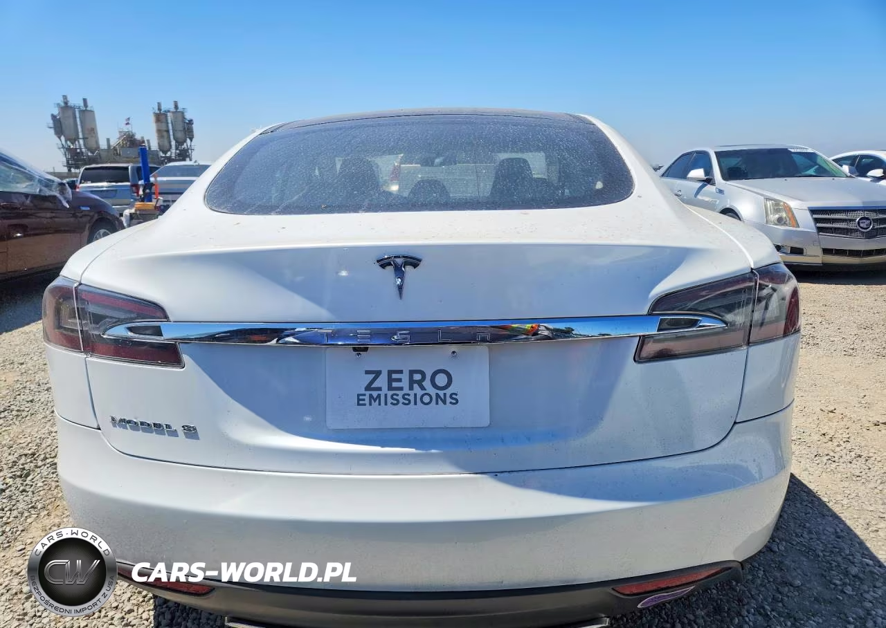 2013 Tesla Model S VIN:5YJSA1CN7DFP04531 - 6