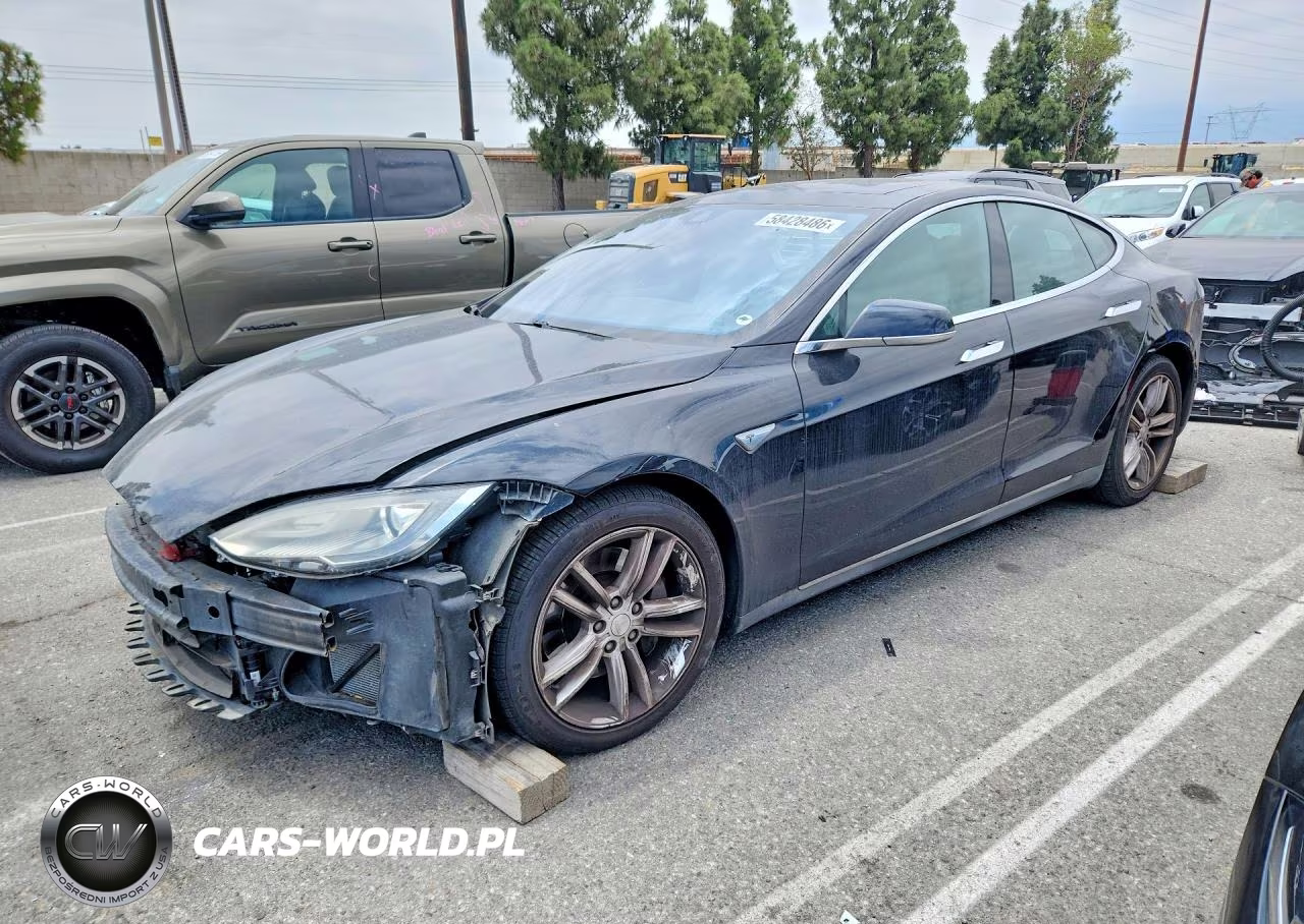 2015 Tesla Model S VIN:5YJSA1E24FF103390 - 1