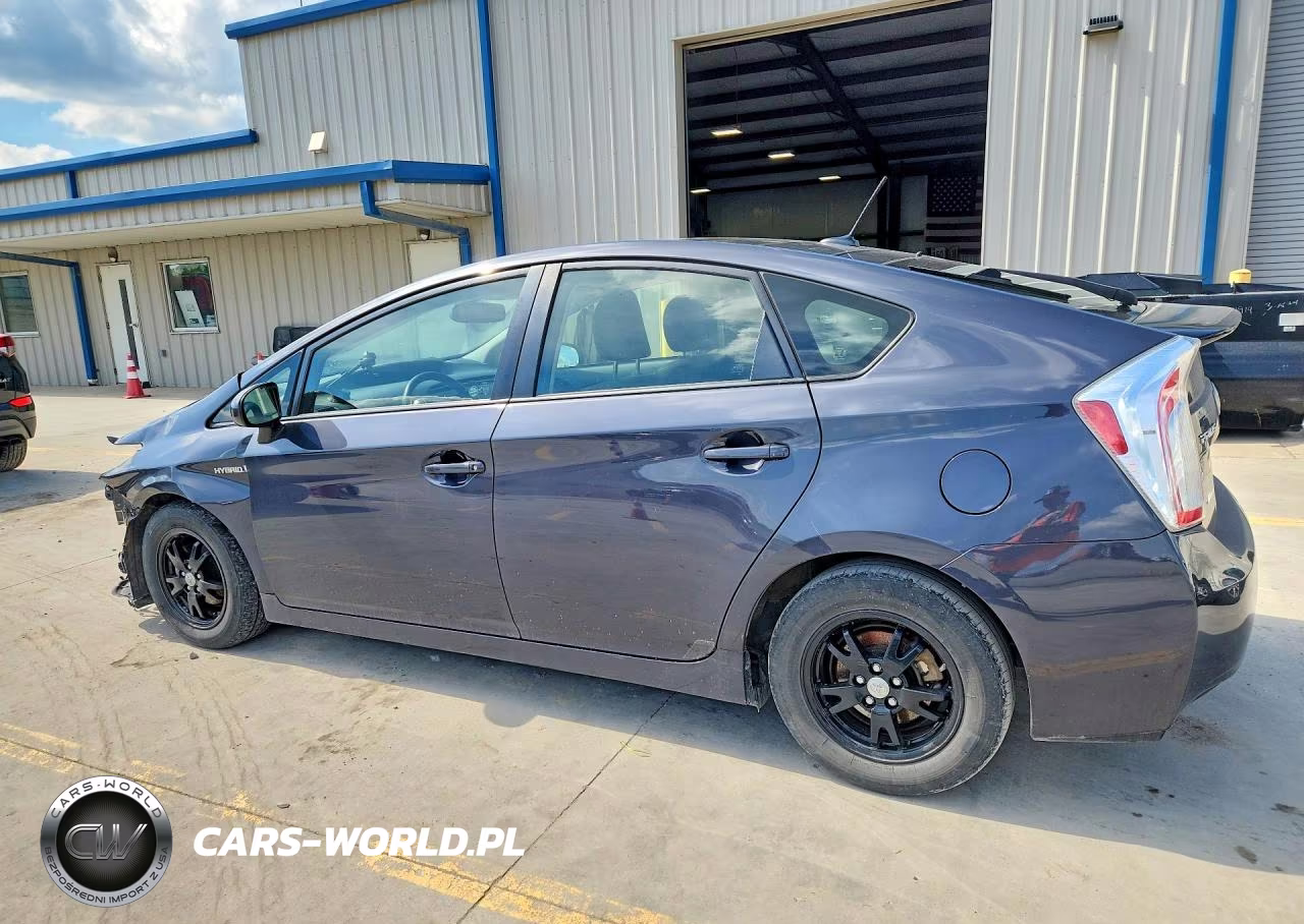 2013 Toyota Prius Four VIN:JTDKN3DU4D5650483 - 2