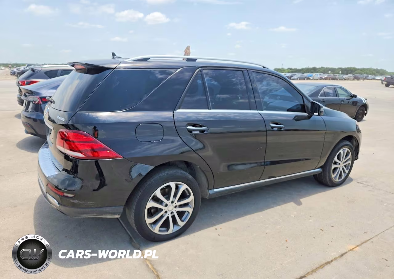2016 Mercedes-Benz Gle 350 4Matic VIN:4JGDA5HB0GA727074 - 3