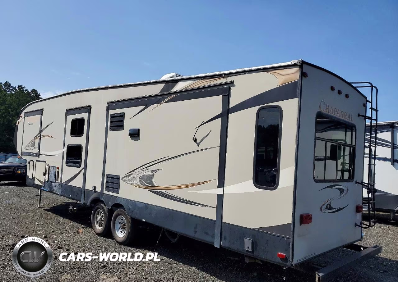 2015 Forest River Chaparral Camper VIN:5ZT3CH1B7FA310974 - 3