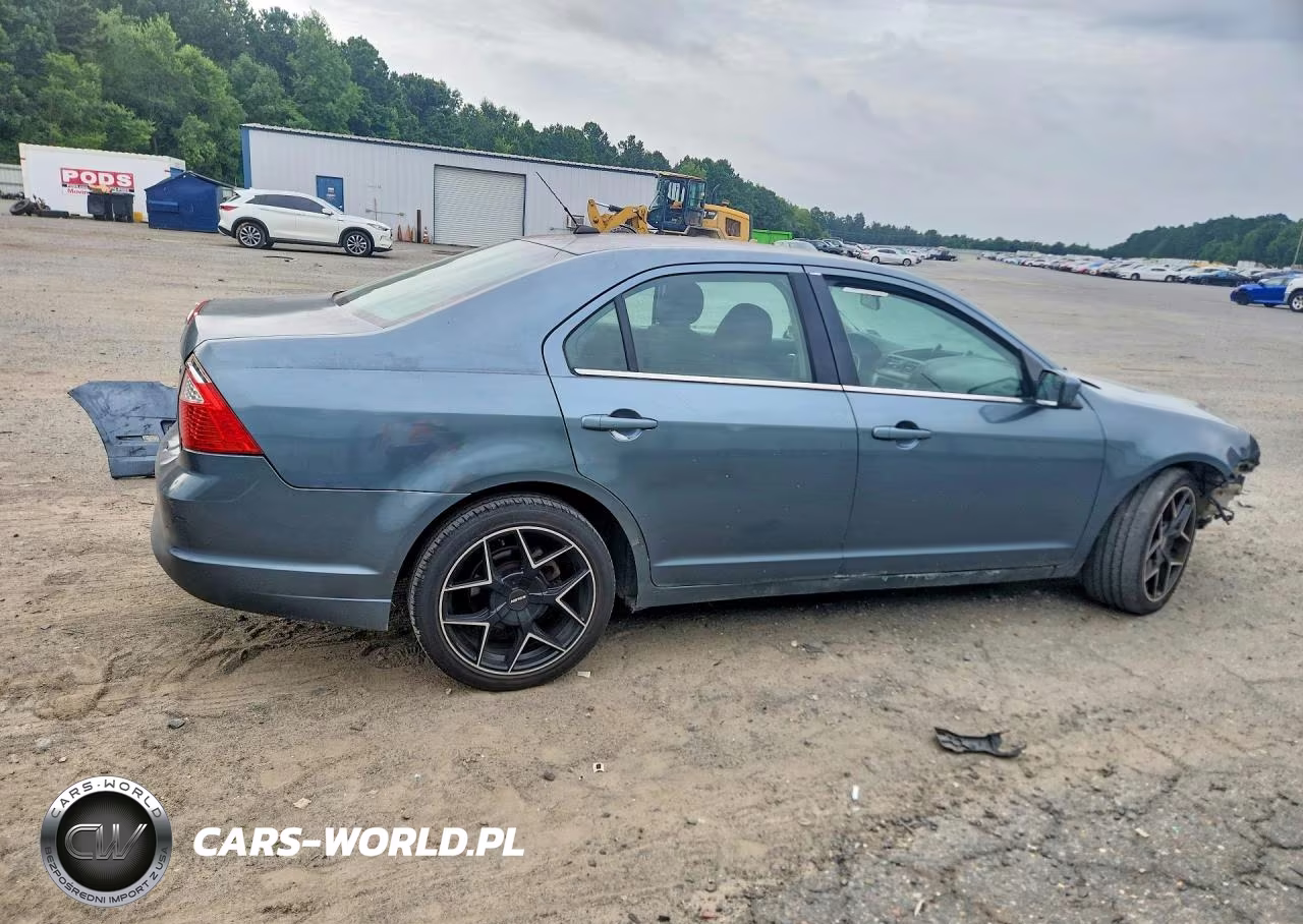 2011 Ford Fusion Se VIN:3FAHP0HA2BR275146 - 3