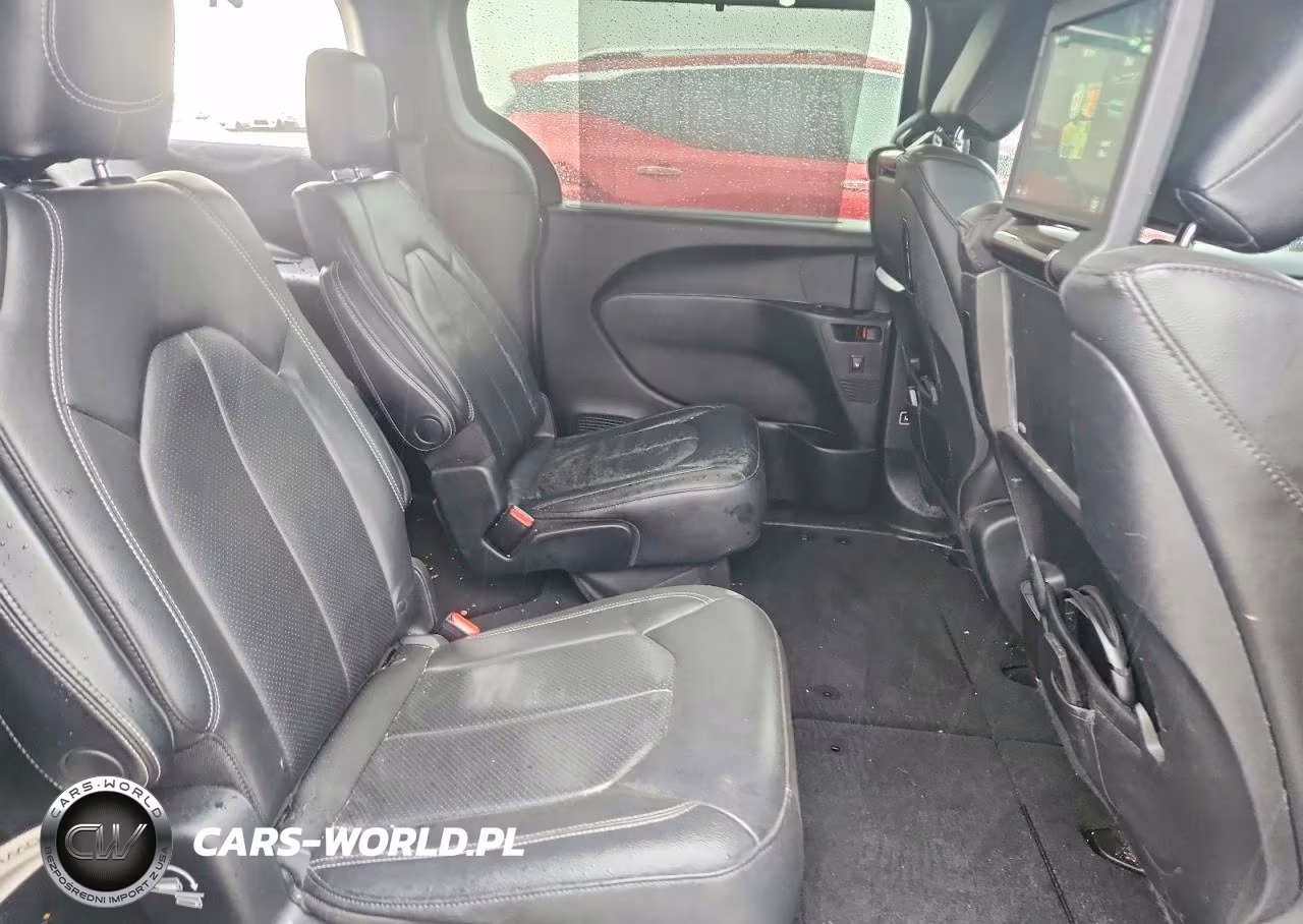2021 Chrysler Pacifica Touring L VIN:2C4RC1BG3MR500857 - 10