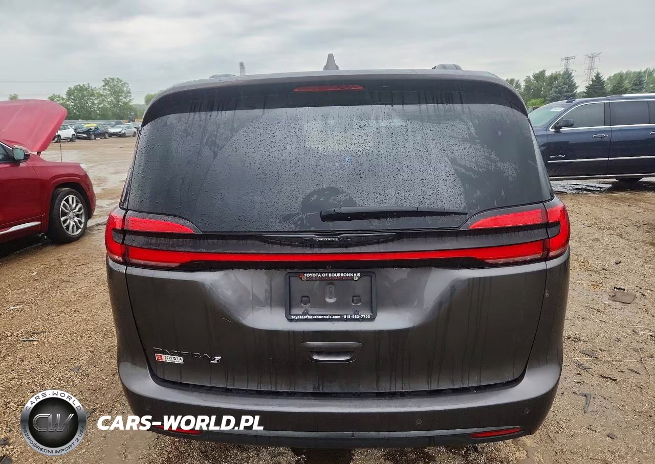 2021 Chrysler Pacifica Touring L VIN:2C4RC1BG3MR500857 - 6
