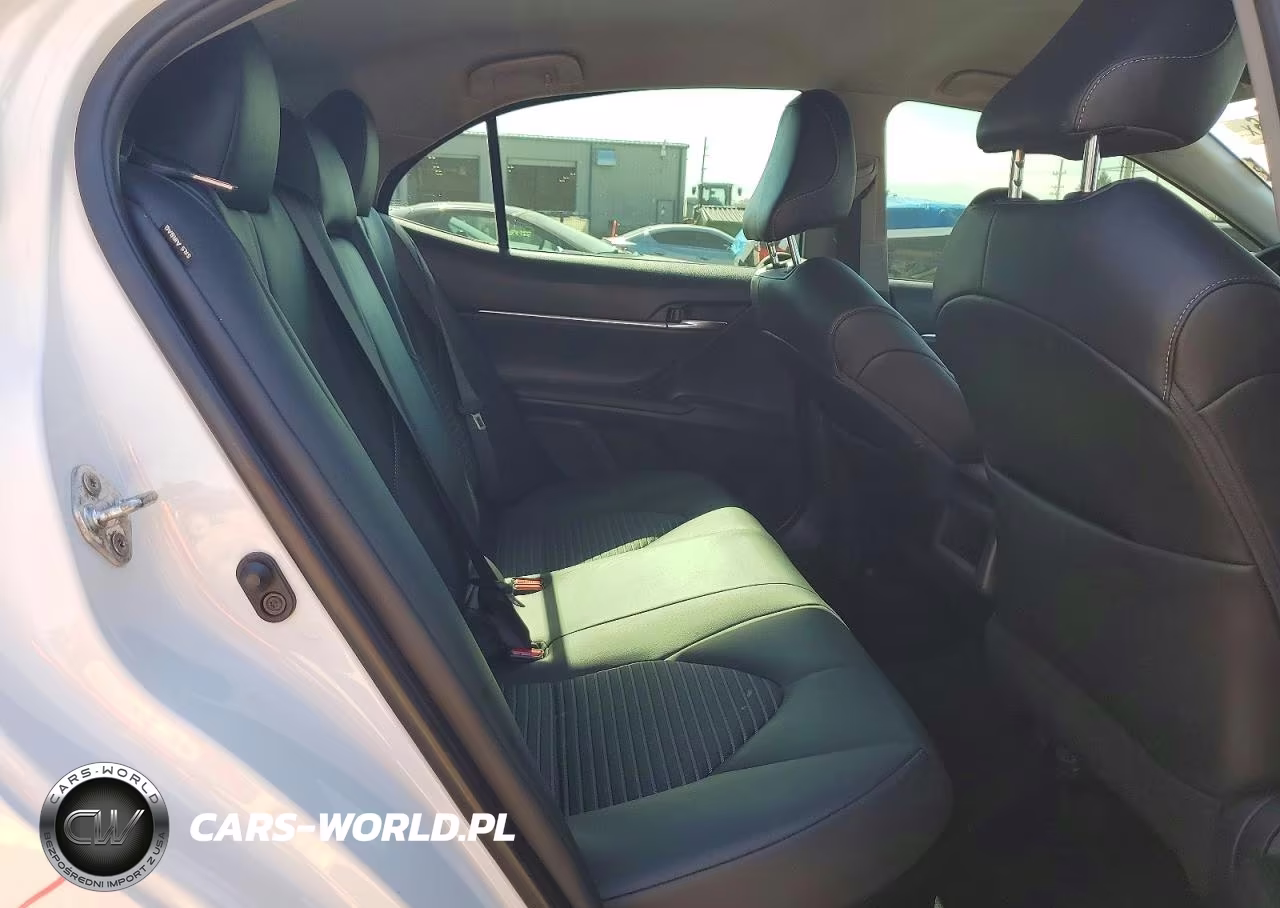 2023 Toyota Camry Hybrid Se VIN:4T1G31AKXPU602799 - 10