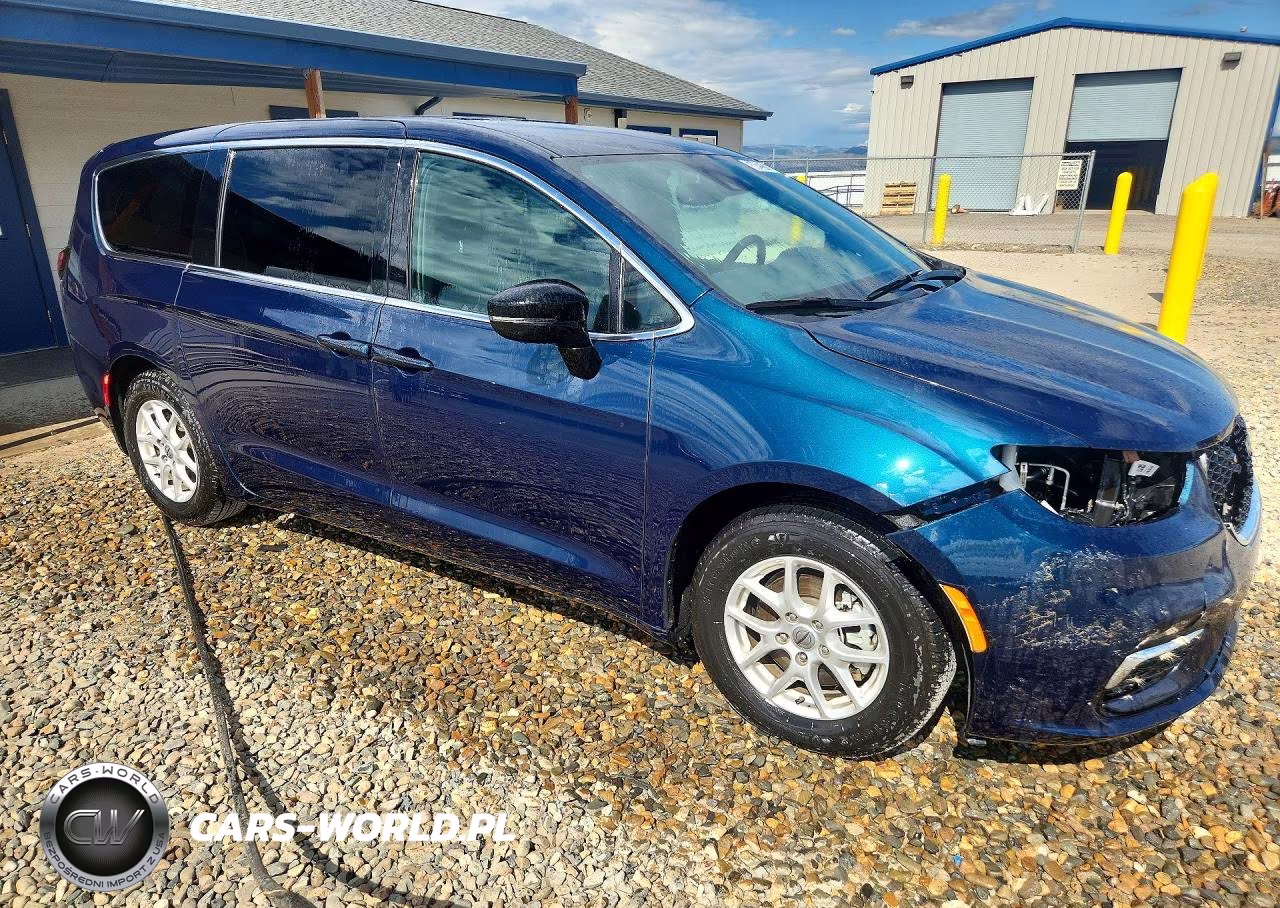 2025 Chrysler Pacifica Select VIN:2C4RC1BG9SR509561 - 4