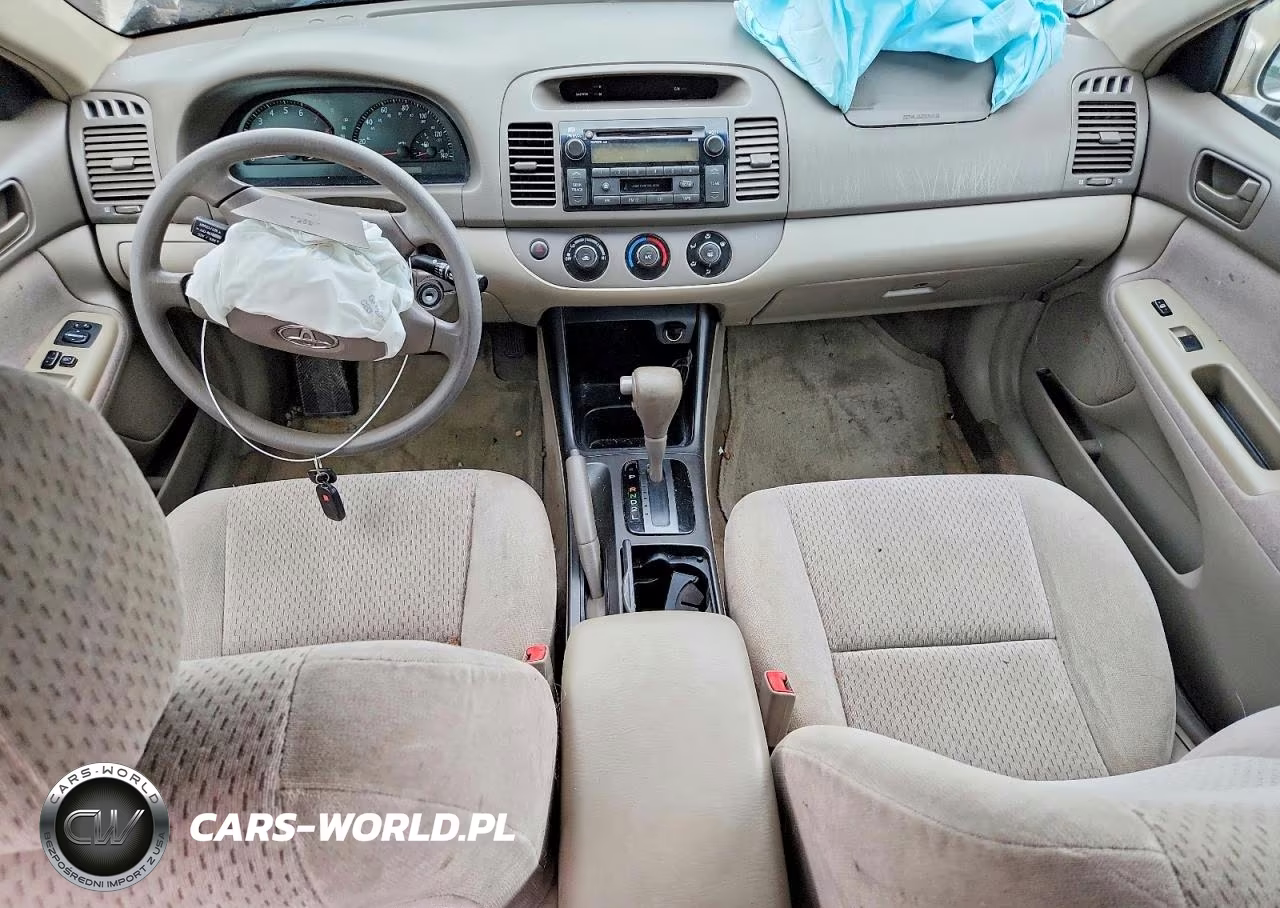 2003 Toyota Camry Le VIN:4T1BE32KX3U206820 - 8