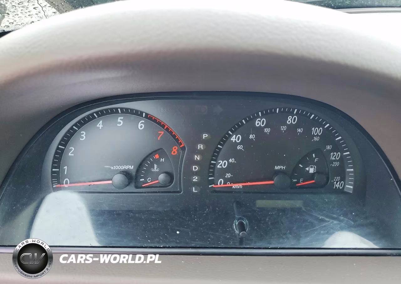 2003 Toyota Camry Le VIN:4T1BE32KX3U206820 - 9