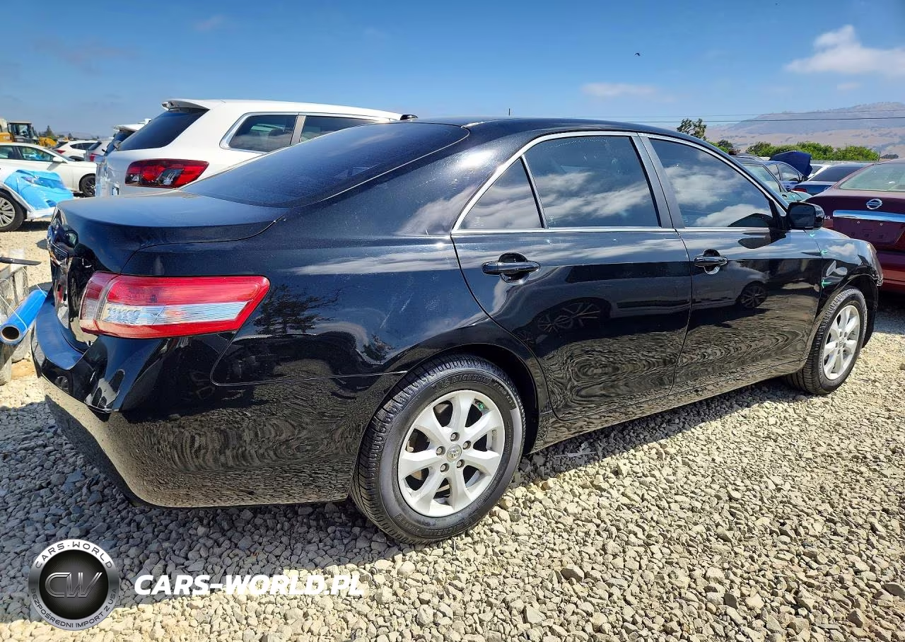 2010 Toyota Camry Le VIN:4T1BF3EK3AU030165 - 3
