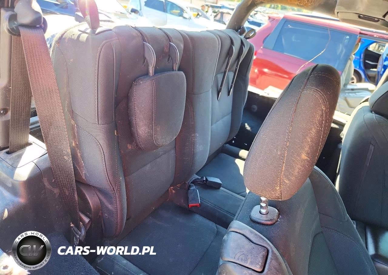2020 Jeep Wrangler Sport VIN:1C4GJXAG4LW286128 - 10