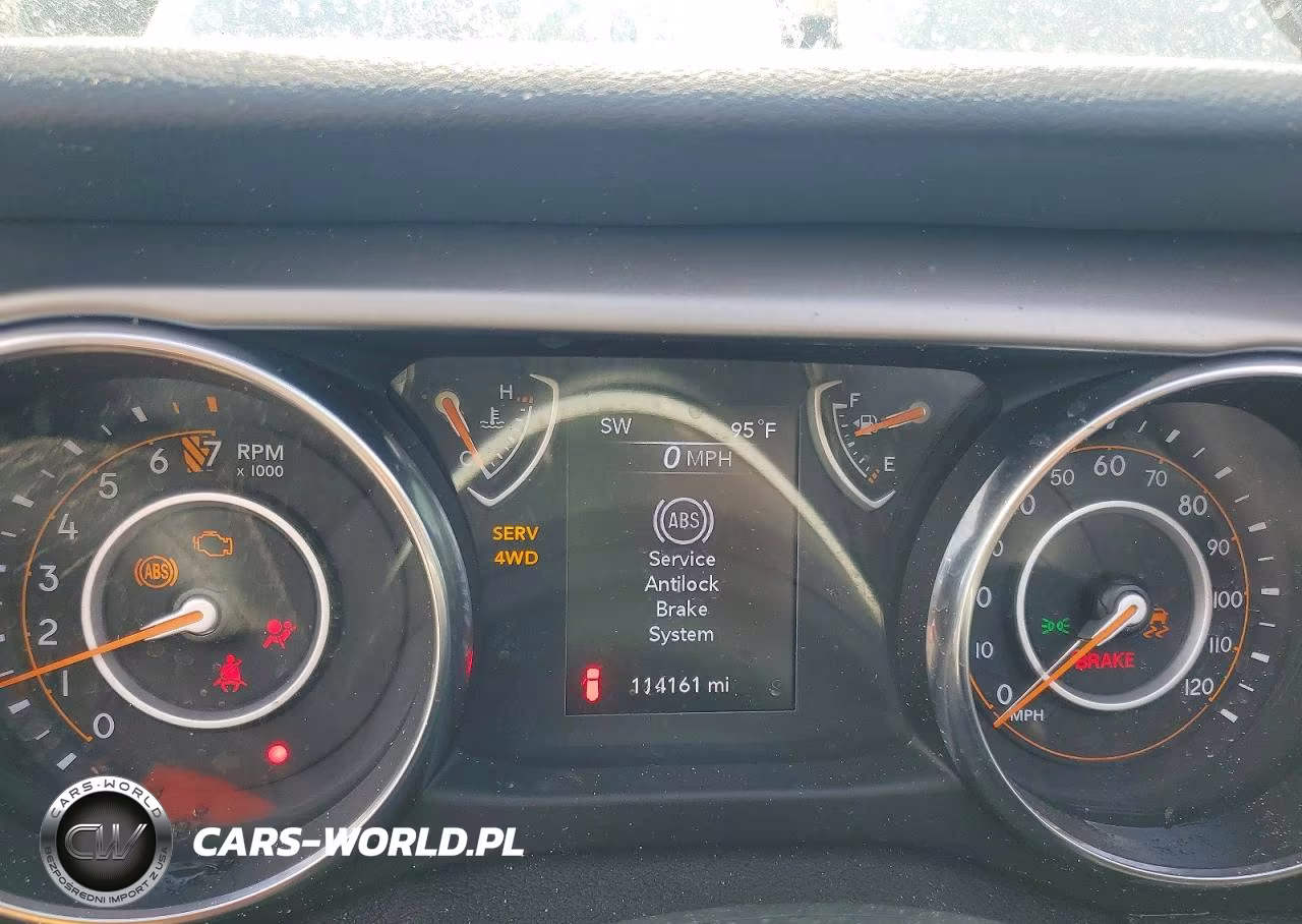 2020 Jeep Wrangler Sport VIN:1C4GJXAG4LW286128 - 9