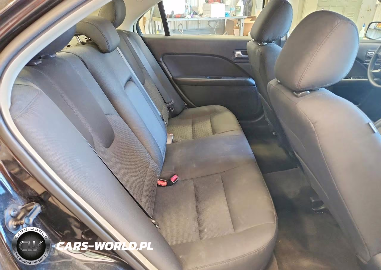 2011 Ford Fusion Se VIN:3FAHP0HA8BR317822 - 10