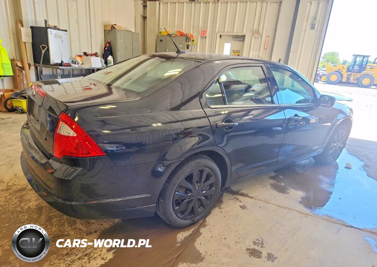 2011 Ford Fusion Se VIN:3FAHP0HA8BR317822 - 3
