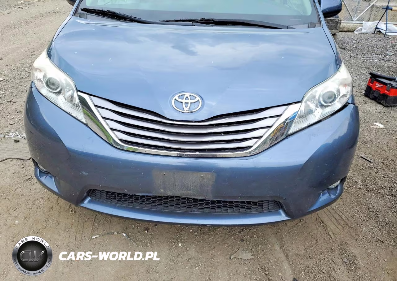 2017 Toyota Sienna Xle 7-Passenger VIN:5TDDZ3DC0HS183177 - 12