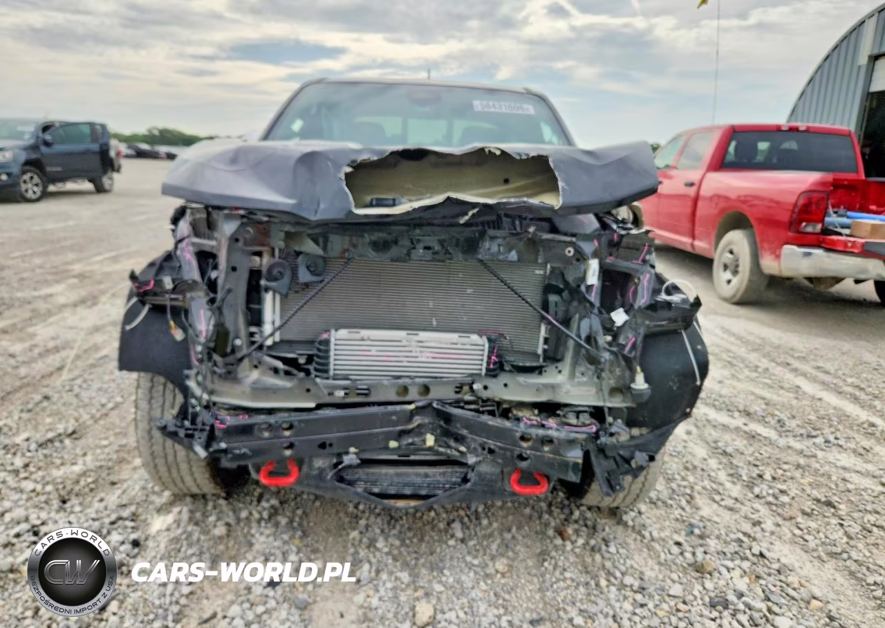 2026 Chevrolet Colorado Z71 VIN:1GCPTDEK7T1194080 - 5