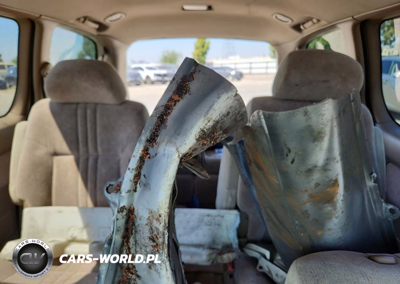 2000 Toyota Sienna Le VIN:4T3ZF13C0YU199480 - 10