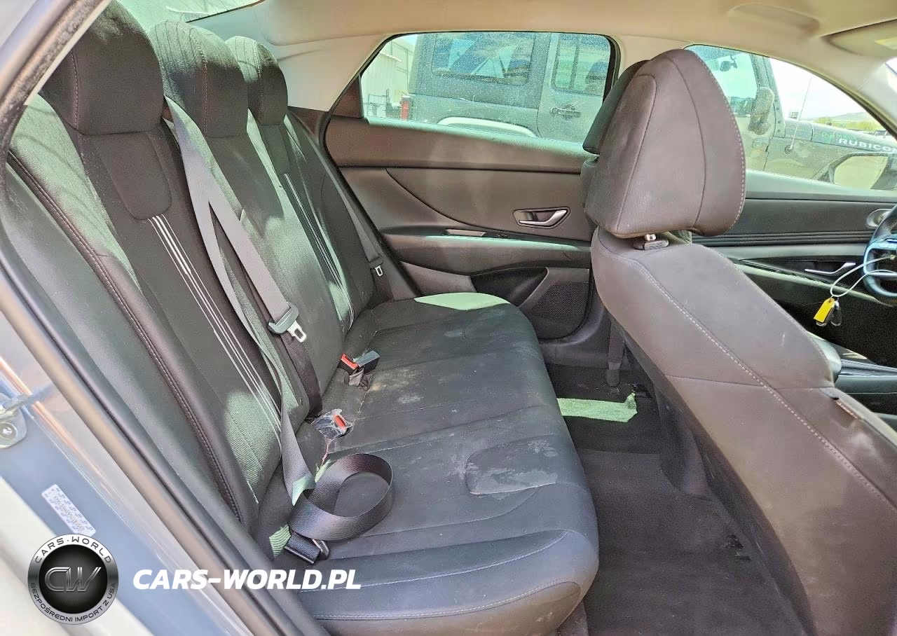 2021 Hyundai Elantra Sel VIN:KMHLS4AG9MU101543 - 10