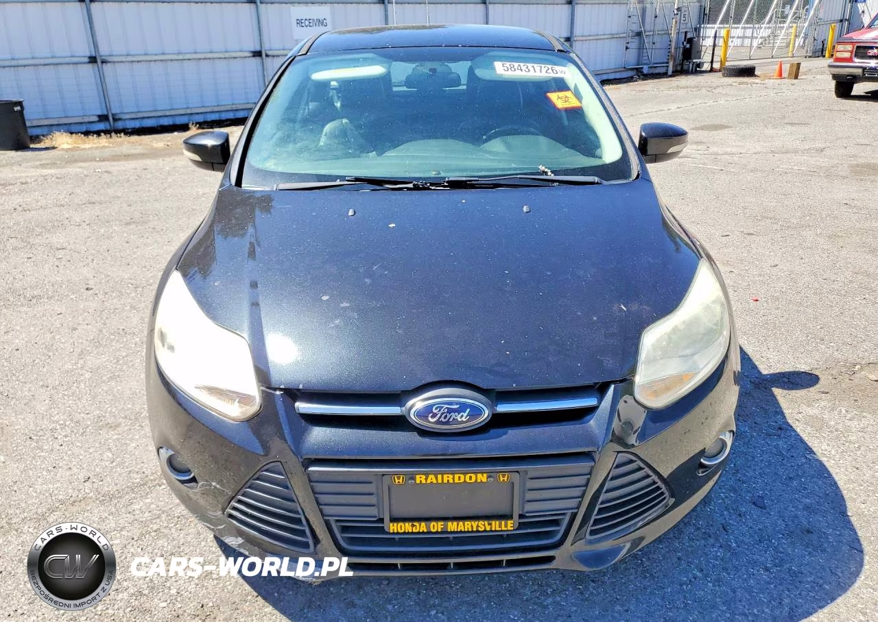 2014 Ford Focus Se VIN:1FADP3K29EL294975 - 5