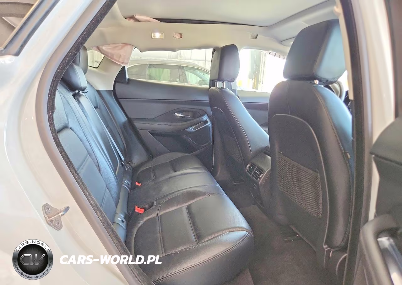 2019 Jaguar E-Pace S VIN:SADFJ2FX2K1Z47923 - 11