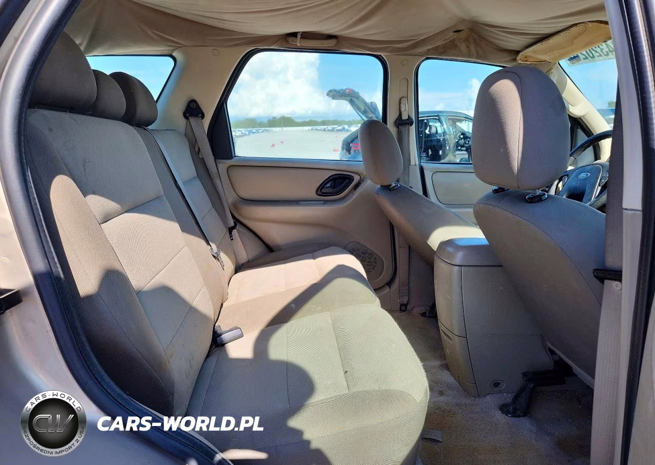 2007 Ford Escape Xls VIN:1FMYU02Z87KA14998 - 11